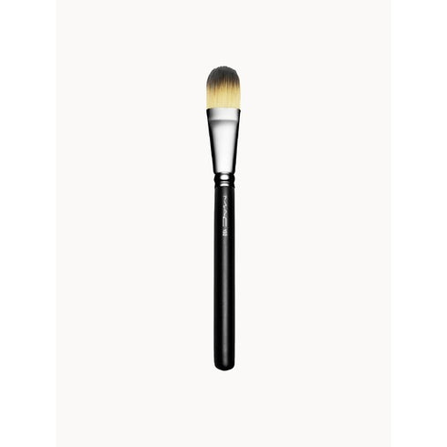 MAC Synthetic Foundation Brush 190