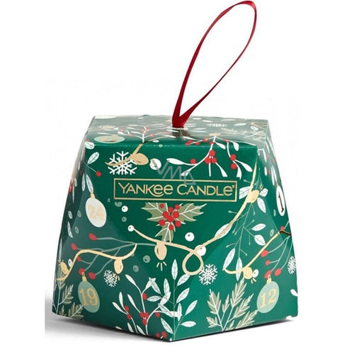 Yankee Candle Wax Melt Gift Set 3 x 22g Wax Melts (Twinkling Lights, Tree Farm Festival and Letters To Santa)